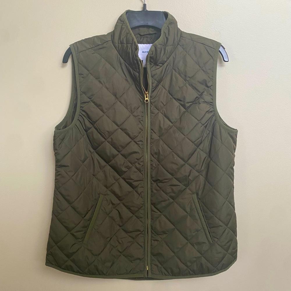 Old Navy Womens Quilted Vest SIZE LARGE